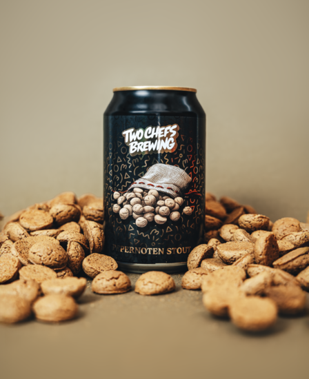 PEPERNOTEN STOUT FOTO EDITV1 staand Nieuwsflash